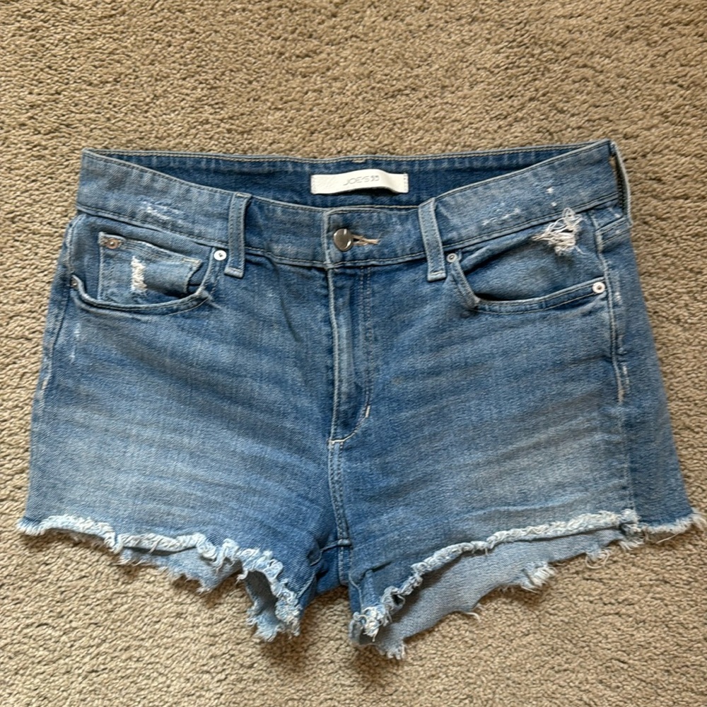 Joes Jeans Ozzie 4” Cut off short size 28